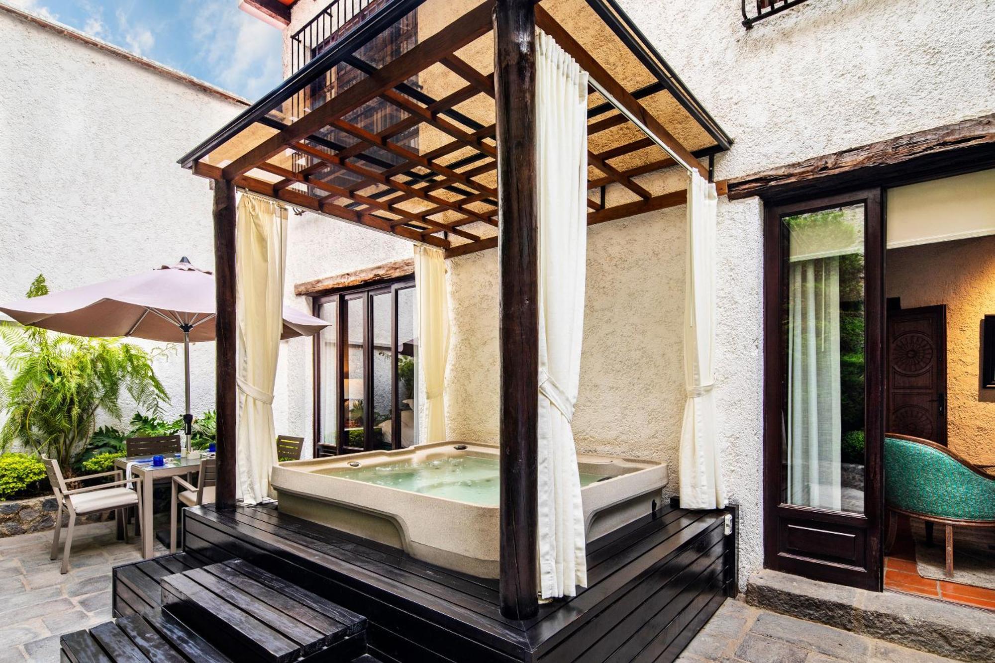 Las Cruces Boutique Hotel 危地马拉安地瓜 外观 照片